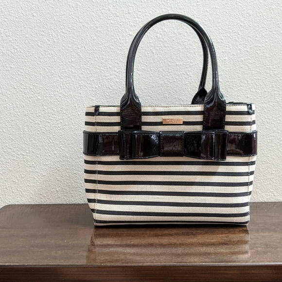 kate spade Handbags - Kate Spade Quinn Villabella Tote